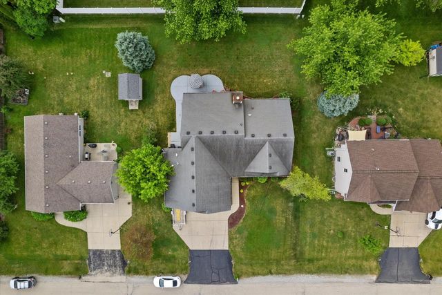 2525 Antoinette TRAIL, Racine, WI 53402
