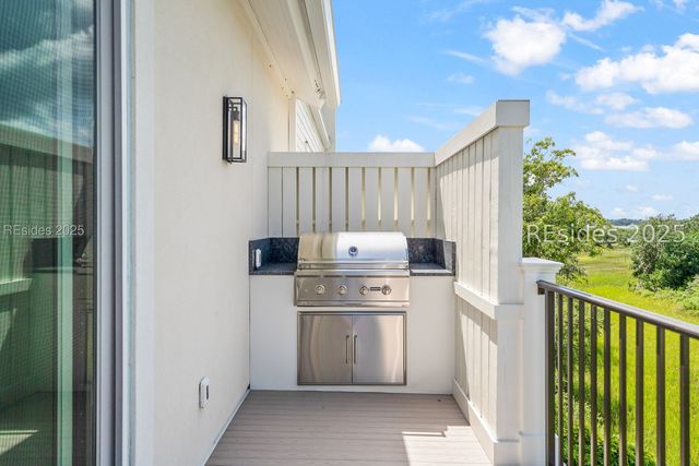 112 Whitehall Dr, Beaufort, SC 29907