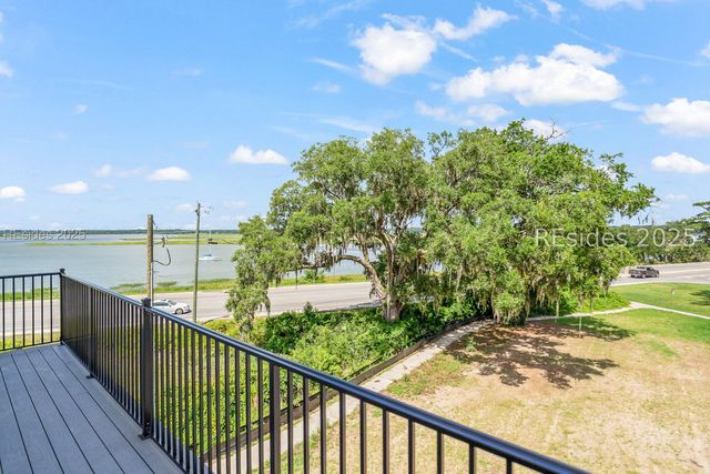 112 Whitehall Dr, Beaufort, SC 29907