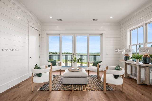 112 Whitehall Dr, Beaufort, SC 29907