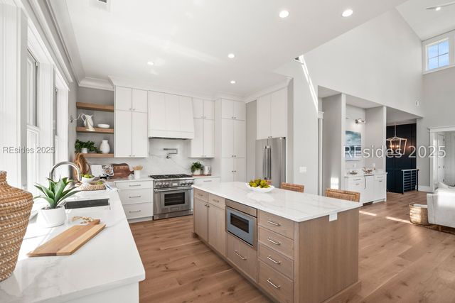 112 Whitehall Dr, Beaufort, SC 29907