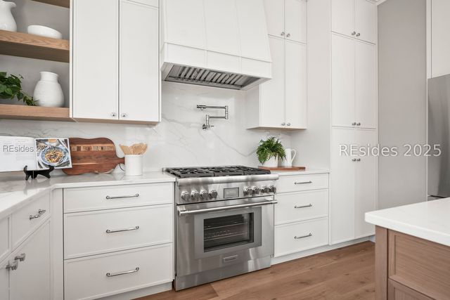 112 Whitehall Dr, Beaufort, SC 29907