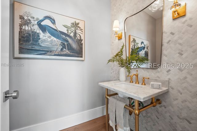 112 Whitehall Dr, Beaufort, SC 29907