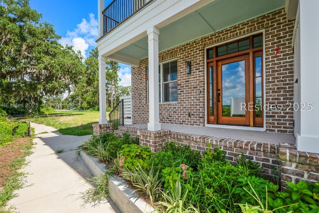 112 Whitehall Dr, Beaufort, SC 29907