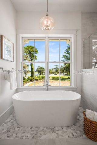 112 Whitehall Dr, Beaufort, SC 29907