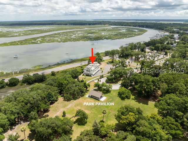 112 Whitehall Dr, Beaufort, SC 29907