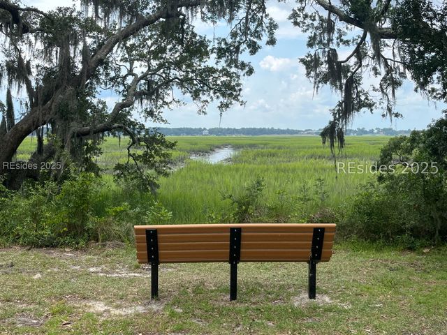 112 Whitehall Dr, Beaufort, SC 29907