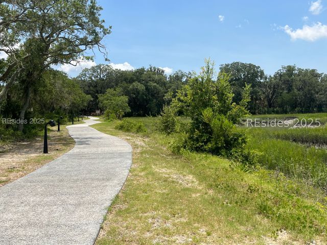 112 Whitehall Dr, Beaufort, SC 29907