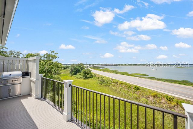 112 Whitehall Dr, Beaufort, SC 29907