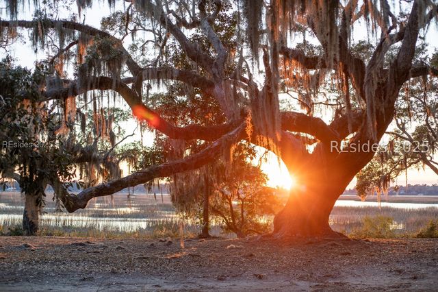 112 Whitehall Dr, Beaufort, SC 29907