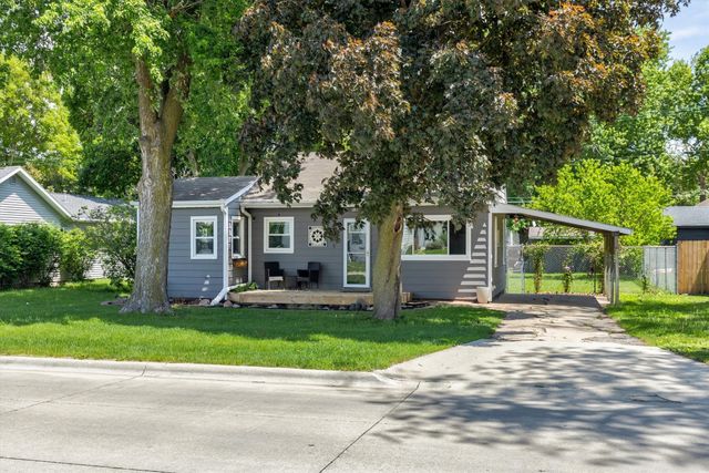 401 NE Main Street, Grimes, IA 50111