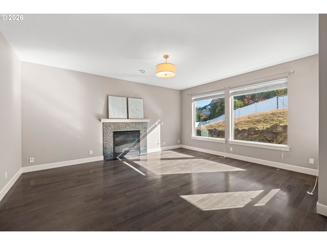 3246 39TH Ct, Washougal, WA 98671