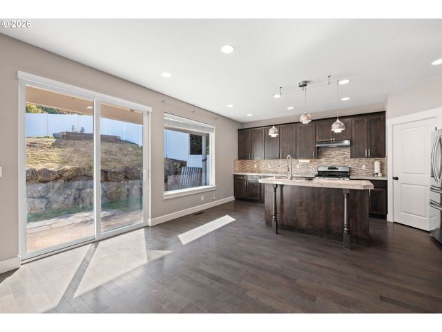 3246 39TH Ct, Washougal, WA 98671