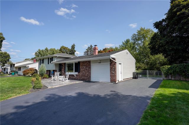 336 Beckwith Road, Henrietta, NY 14586
