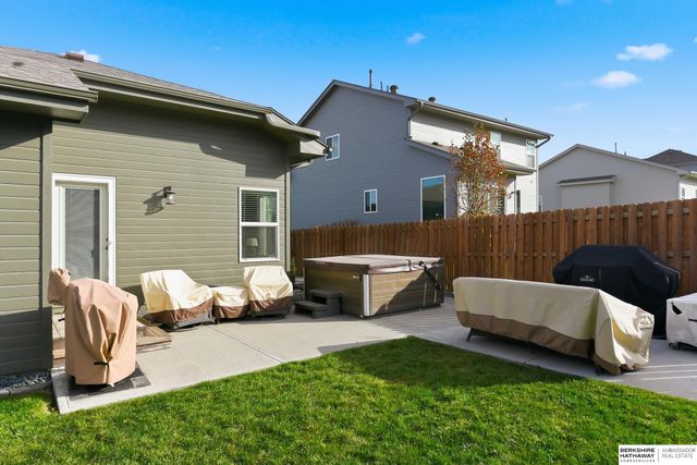 11514 S 109th Street, Papillion, NE 68046