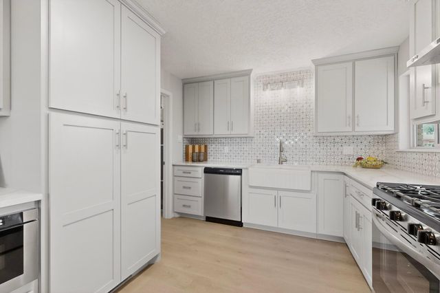 1305 Evelyn Court NE, Albuquerque, NM 87112