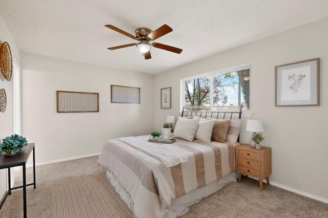 1305 Evelyn Court NE, Albuquerque, NM 87112