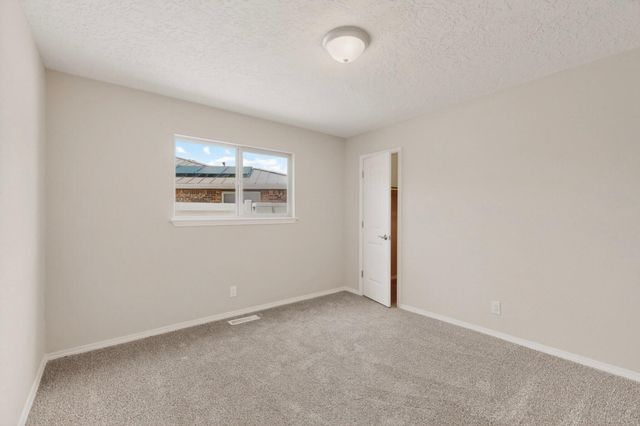 1305 Evelyn Court NE, Albuquerque, NM 87112