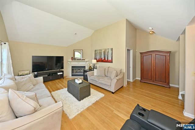 142 Geiger Drive, River Vale, NJ 07675