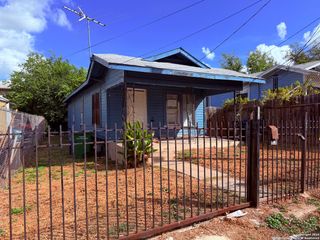 121 Boston, San Antonio, TX 78202