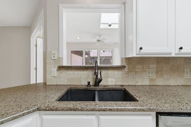 4914 Spring Creek Road, Arlington, TX 76017