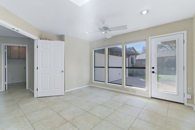 4914 Spring Creek Road, Arlington, TX 76017