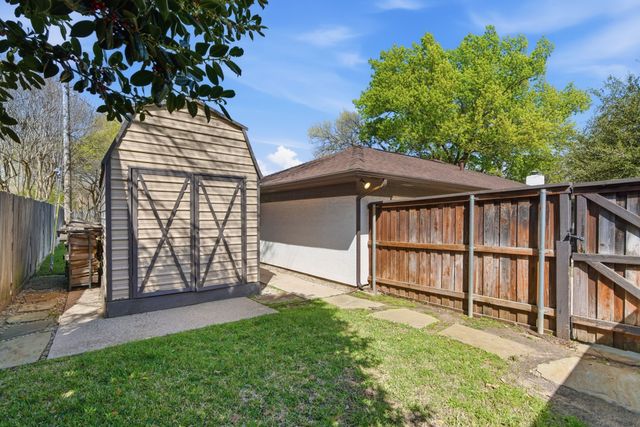 4914 Spring Creek Road, Arlington, TX 76017