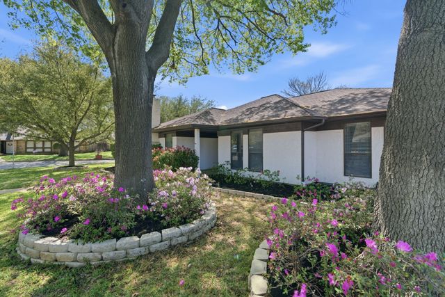 4914 Spring Creek Road, Arlington, TX 76017