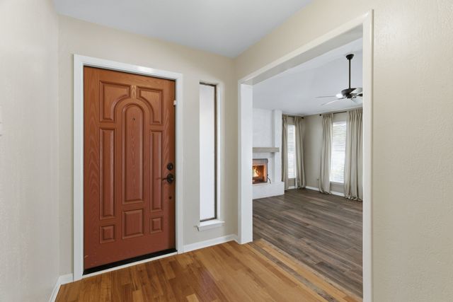 4914 Spring Creek Road, Arlington, TX 76017