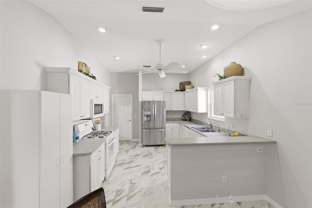 2261 WELCOME WAY, The Villages, FL 32162