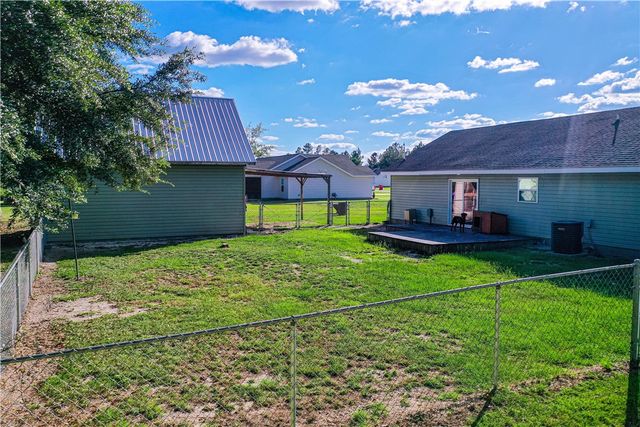 4750 Otter Creek Circle, Blackshear, GA 31516