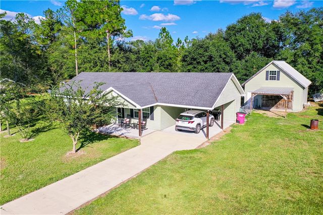 4750 Otter Creek Circle, Blackshear, GA 31516