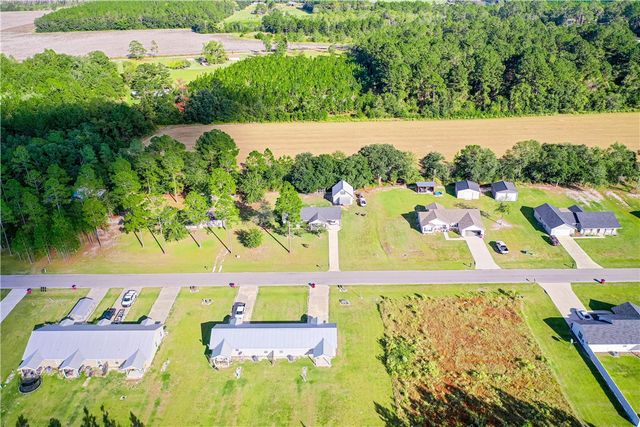 4750 Otter Creek Circle, Blackshear, GA 31516