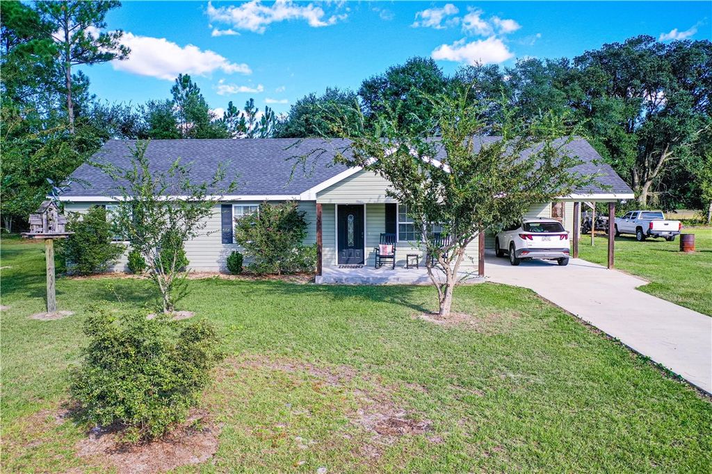 4750 Otter Creek Circle, Blackshear, GA 31516