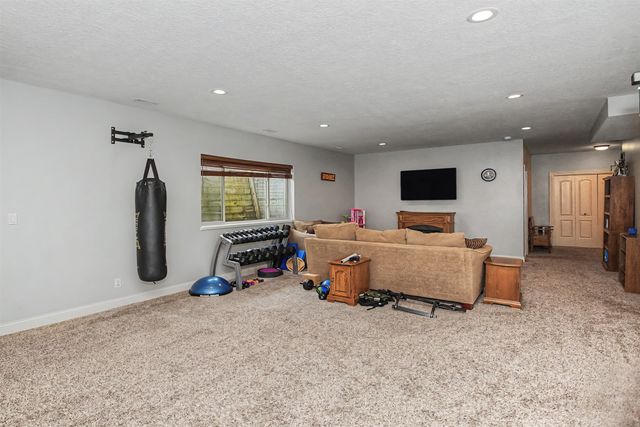3305 Sedwick Street, Ames, IA 50010