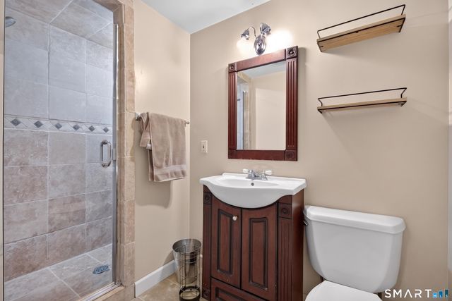 1451 North Peters Lane, Stratford, CT 06614
