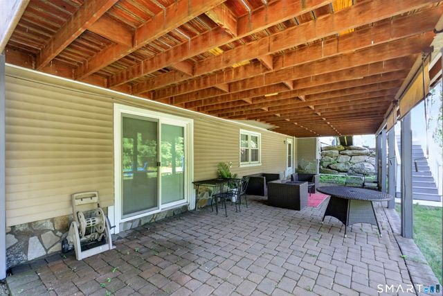1451 North Peters Lane, Stratford, CT 06614