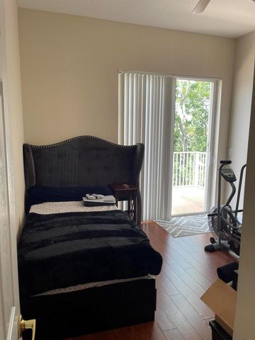 9828 Stover Way, Wellington, FL 33414