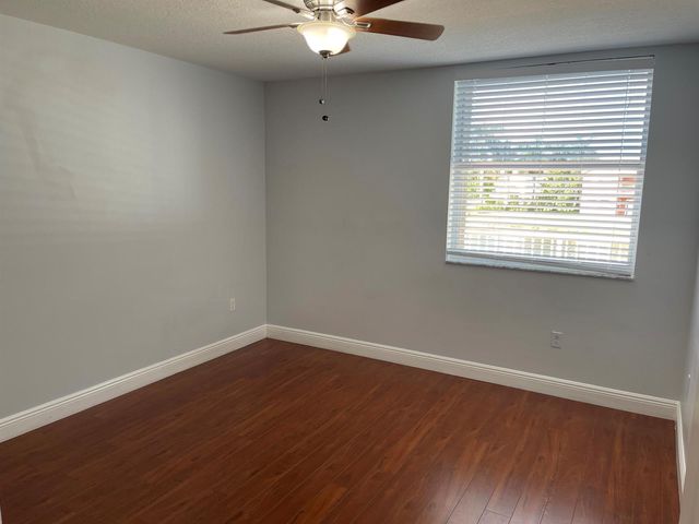 9828 Stover Way, Wellington, FL 33414