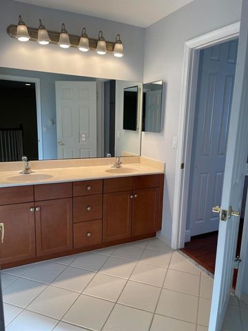 9828 Stover Way, Wellington, FL 33414