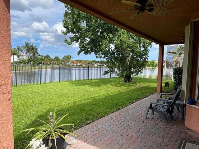 9828 Stover Way, Wellington, FL 33414