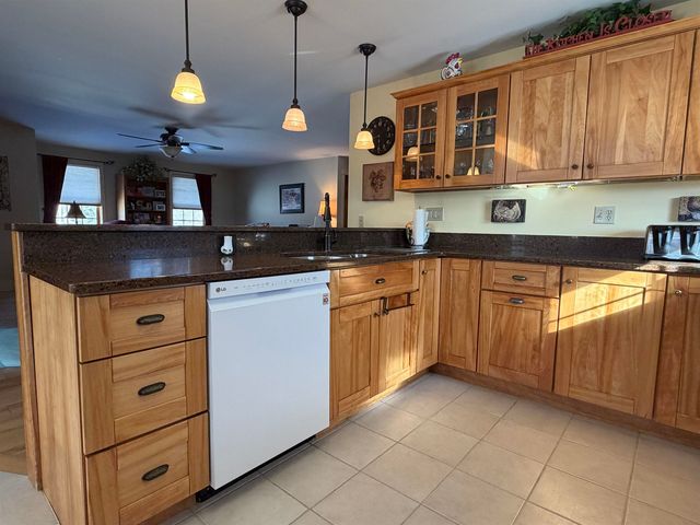 85 Elm Hill Drive, Clarendon, VT 05759