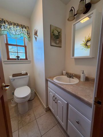 85 Elm Hill Drive, Clarendon, VT 05759