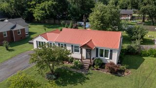 2318 Shadow Ln, Nashville, TN 37216