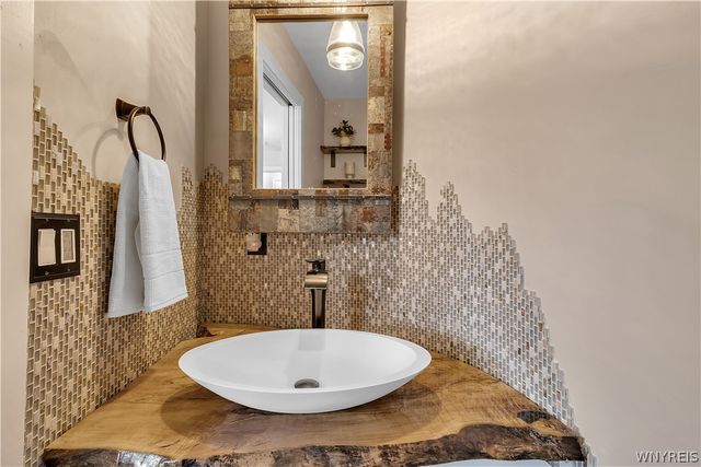 9151 Shepard Road, Batavia, NY 14020