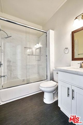 826 S Park View Street 3, Los Angeles, CA 90057
