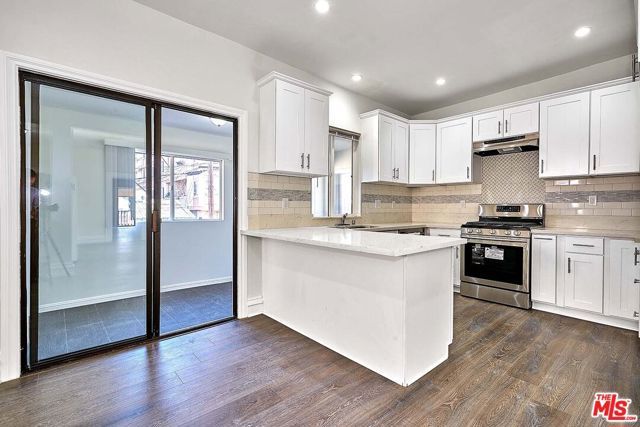 826 S Park View Street 3, Los Angeles, CA 90057