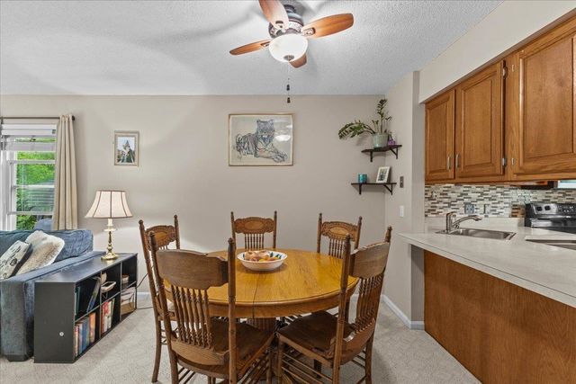 35 Brickyard Rd Unit 13, Essex, VT 05452