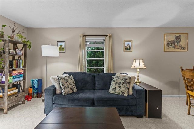 35 Brickyard Rd Unit 13, Essex, VT 05452