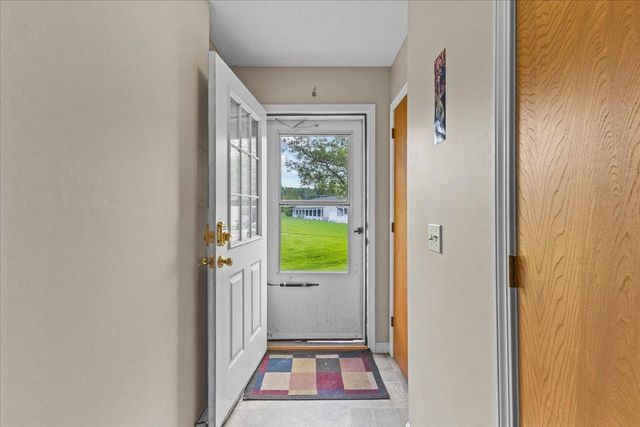 35 Brickyard Rd Unit 13, Essex, VT 05452